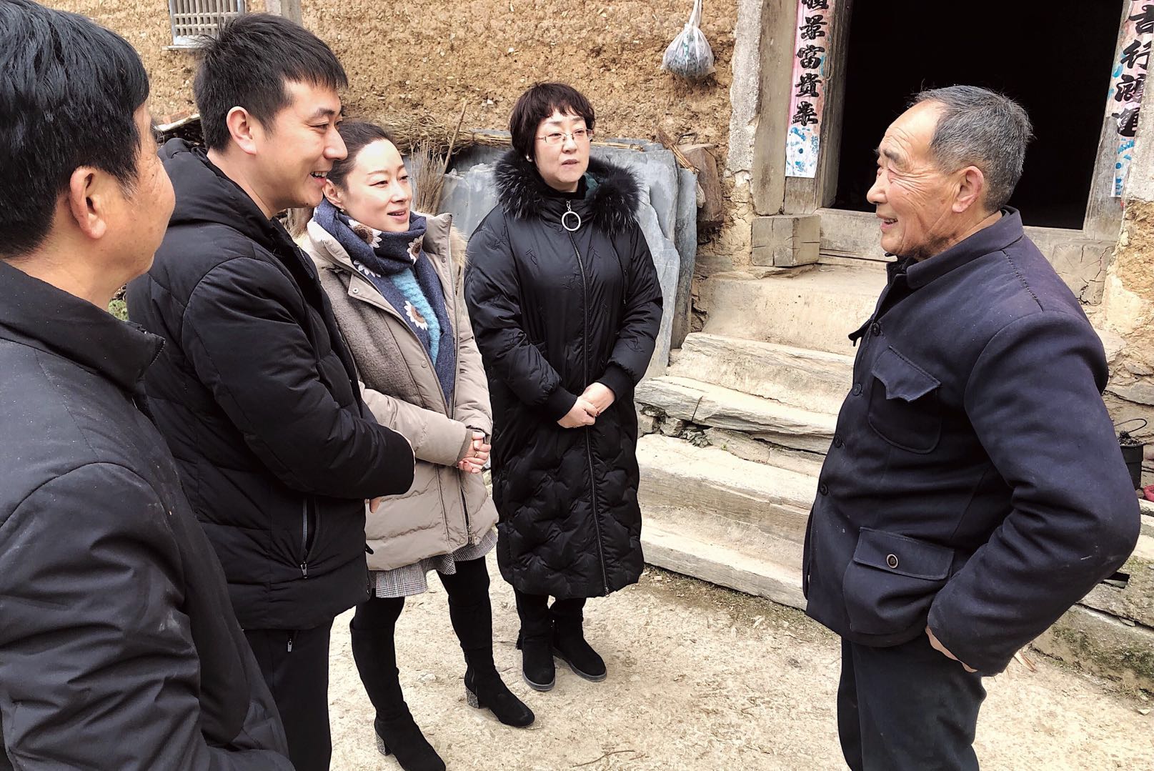 陕西环保集团赴旬阳县双河镇走访慰问送温暖