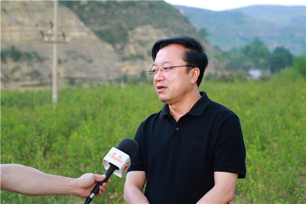 中省媒体采访团到陕西环保集团陕北片区重点项目集中采访